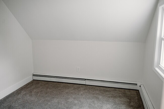 Building Photo - 354 Terrace Blvd