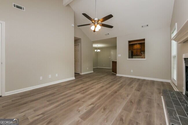 Building Photo - 505 Rosehill Dr