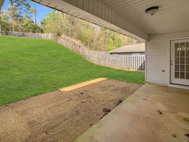 Building Photo - 2230 Cross Creek Dr