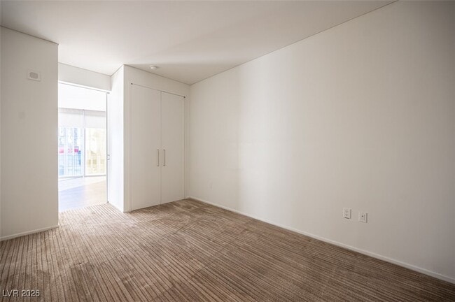 Building Photo - 3722 S Las Vegas Blvd