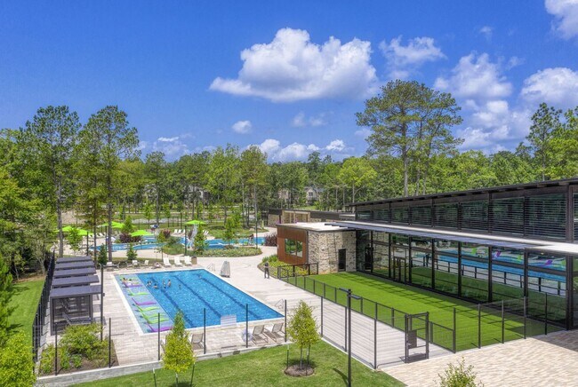 Building Photo - 204 Golden Shiner Dr