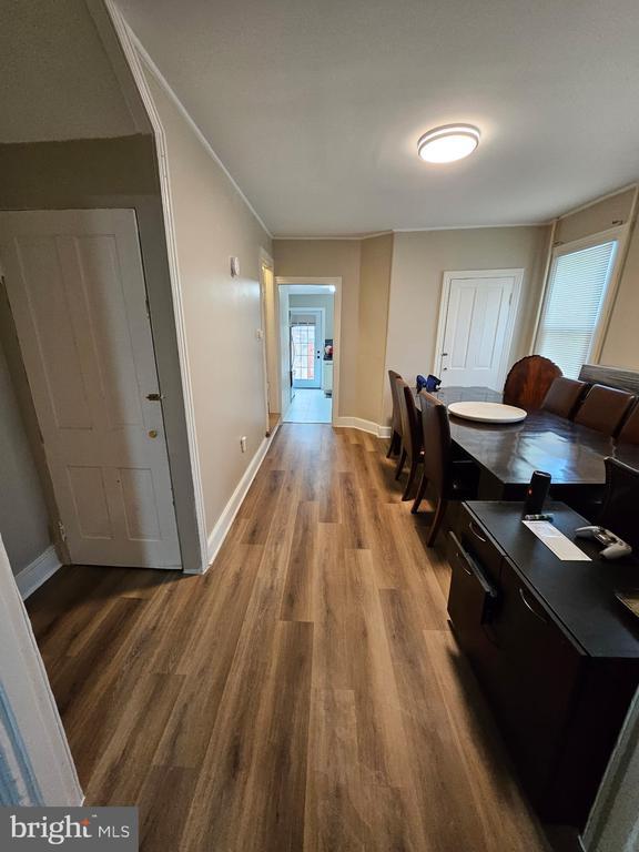 Building Photo - 209 Mill St