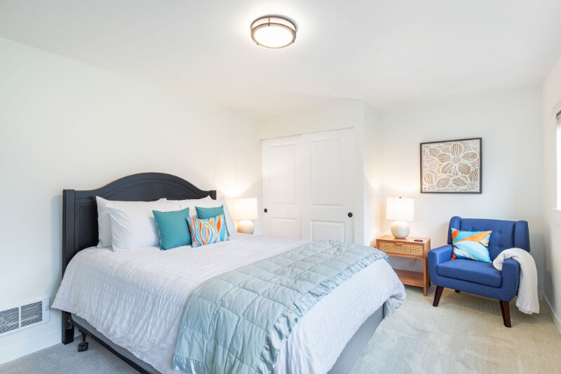 Building Photo - 11704 20th St NE