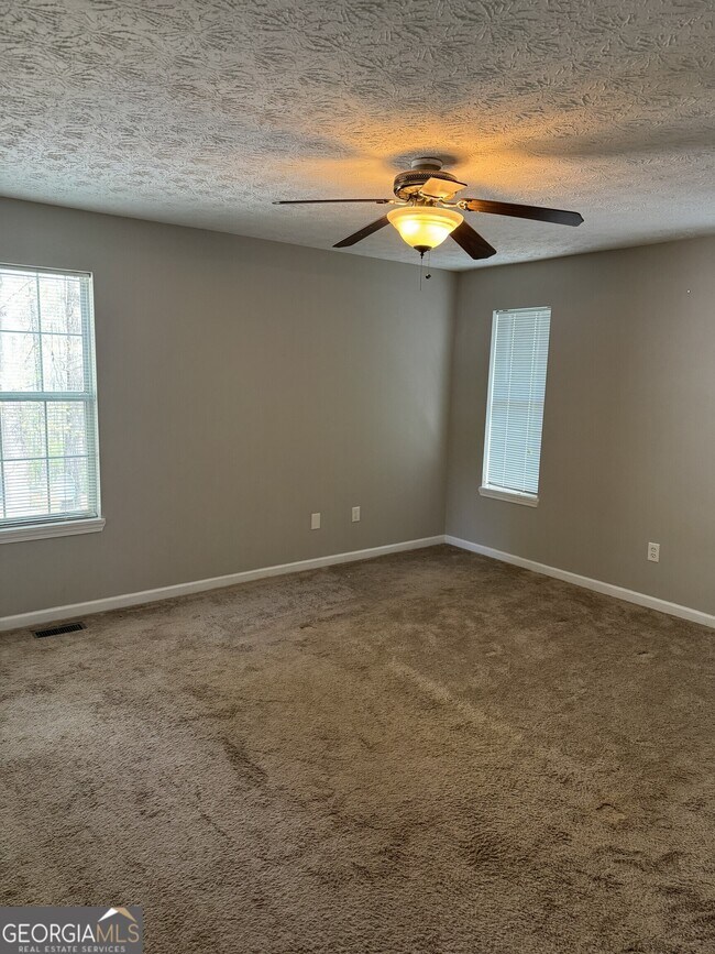 Building Photo - 4554 Trellis Way