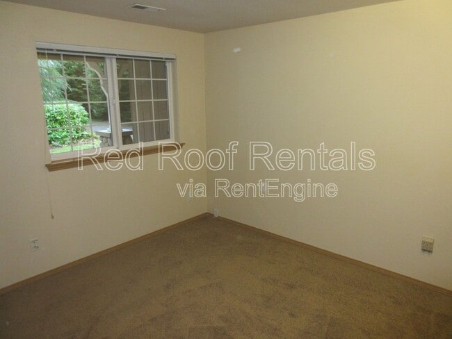 Building Photo - 17019 Spanaway Loop Rd S