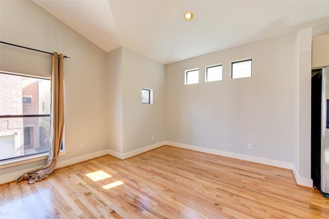 Building Photo - 3604 Omeara Dr