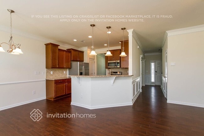 Building Photo - 457 Augustus Lane