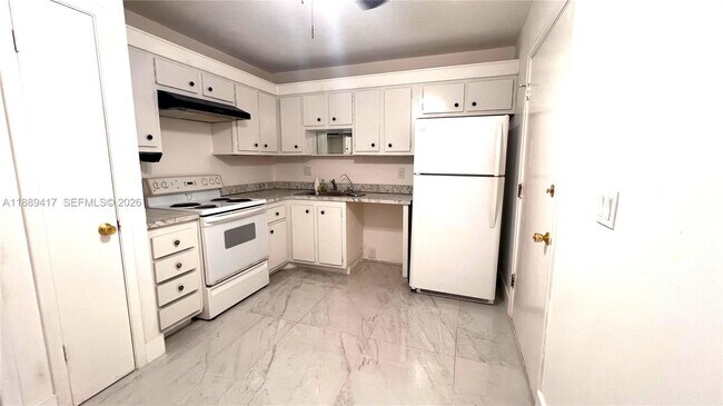 Building Photo - 4740 NW 21st St