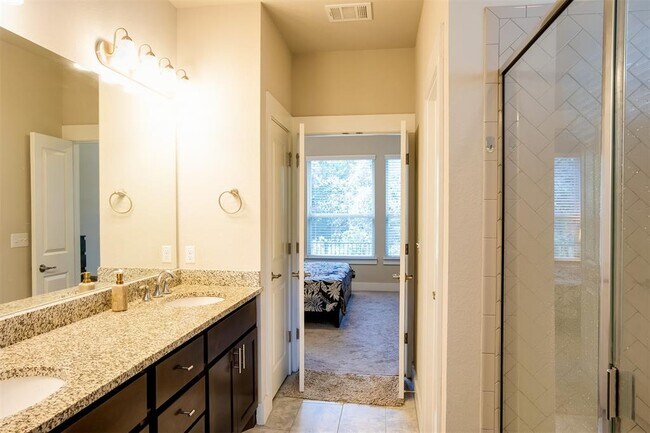 Building Photo - 9711 McKnight Lp