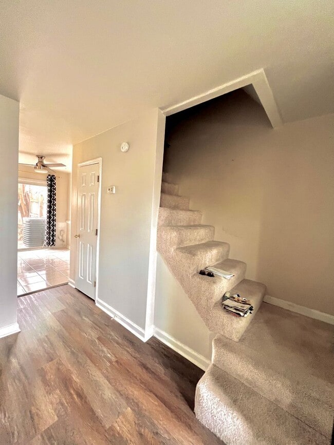 Building Photo - 4705 Brompton Square