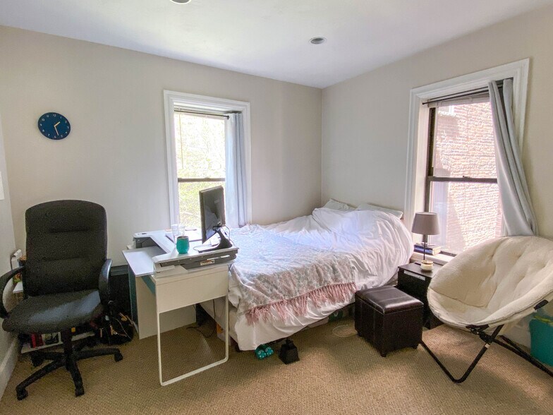 Building Photo - 35 Sheafe St