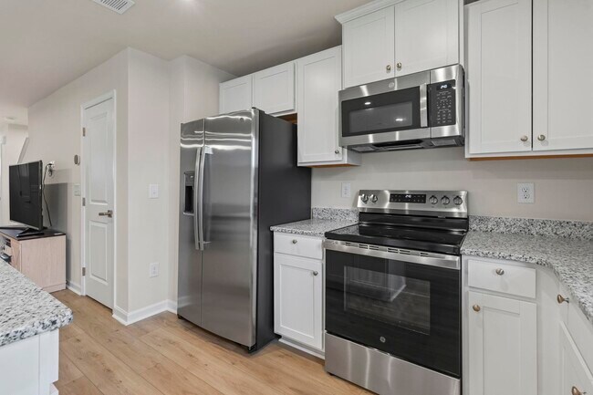 Building Photo - 338 Myrtle Mdws Dr
