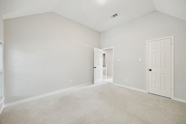 Building Photo - 16802 Willow Bend Ct