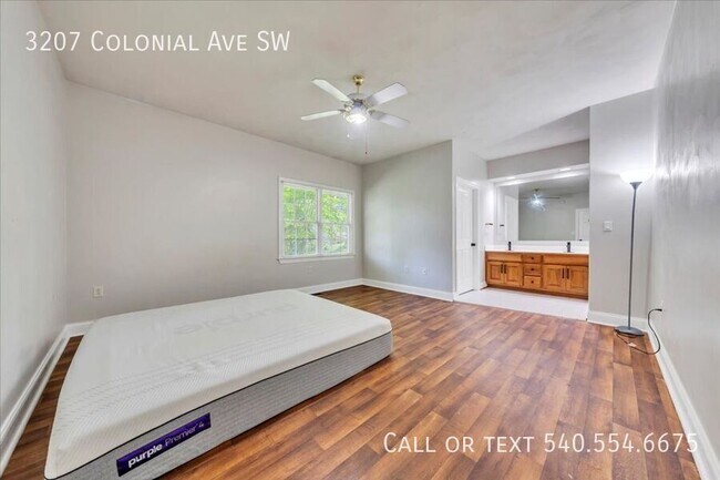 Building Photo - 3207 Colonial Ave SW