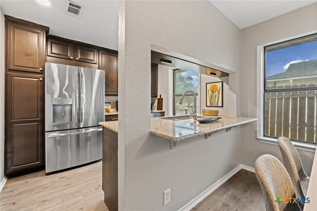 Building Photo - 5122 Sam Houston