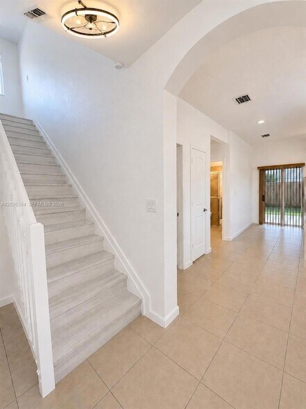 Building Photo - 28504 SW 130th Ave