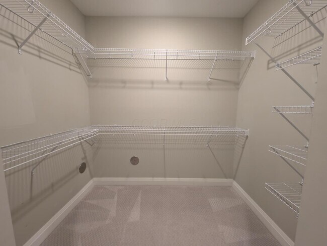 Building Photo - 751 N 6th St