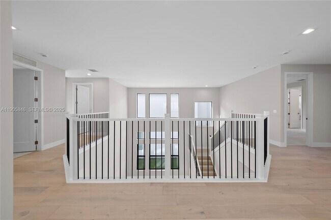 Building Photo - 20422 Southernwood Ave