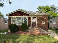 Building Photo - 8905 S Greenwood Ave