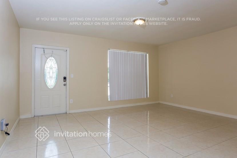 Building Photo - 3101 SW 37th Terrace