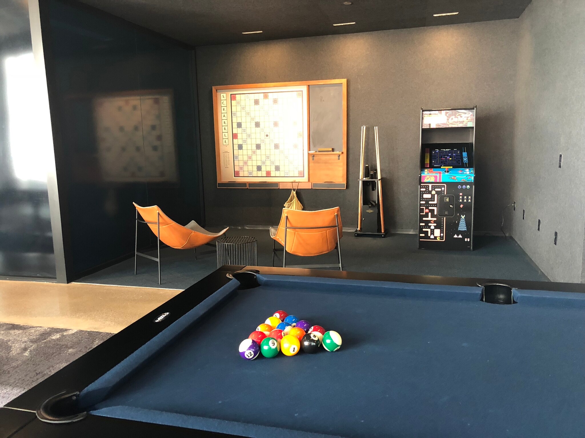 Building Photo - 701 S Wells St