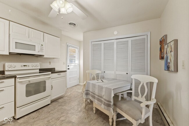 Building Photo - 296 Heritage Dr