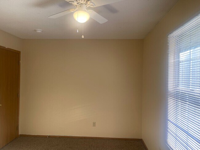 Building Photo - cli91012