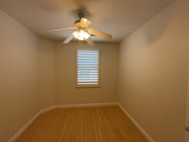 Building Photo - 6043 Eganridge Ct