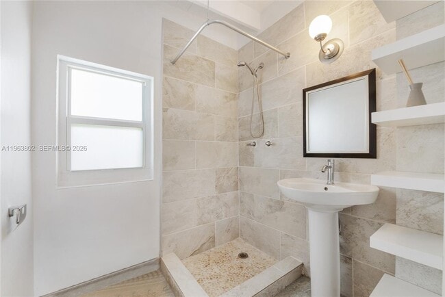 Building Photo - 13125 SW 81st Ave