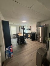 Building Photo - 25 Wyman St