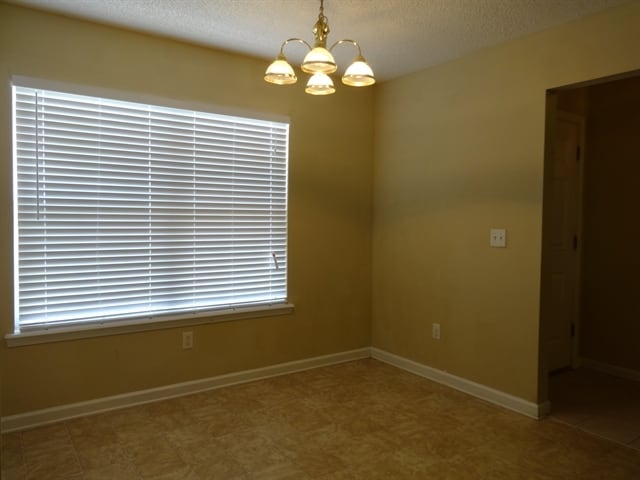 Building Photo - 11127 Lauren Oak Ln