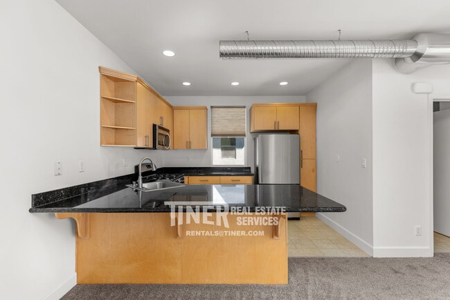 Building Photo - Industrial Loft in Fabulous Downtown Neigh...