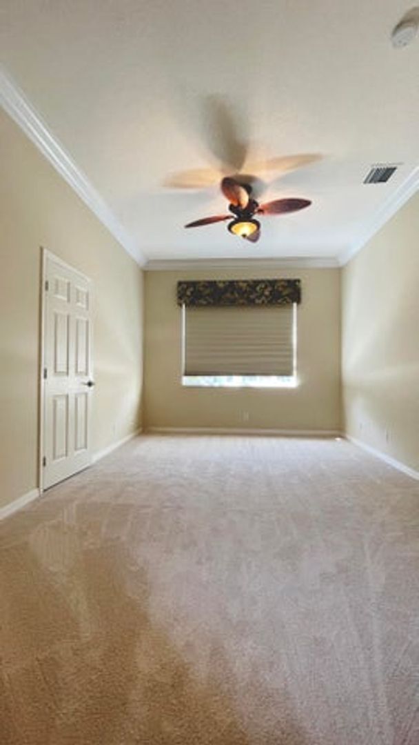 Building Photo - 9843 Vía Amati