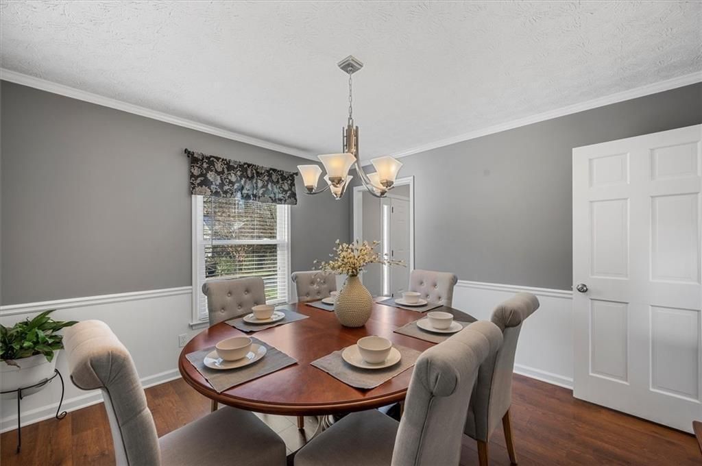 Building Photo - 4508 Pine Hill Terrace NE