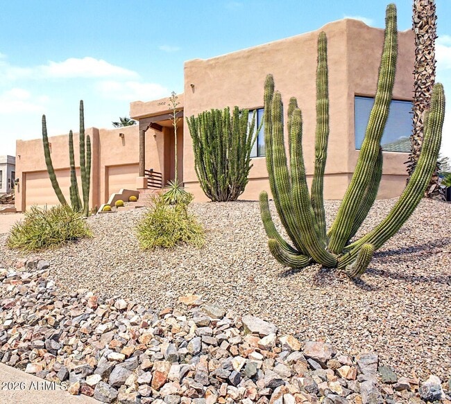 Building Photo - 15452 Chicory Dr