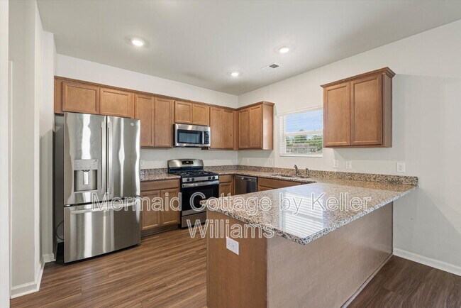 Building Photo - 46 Cedarwood St