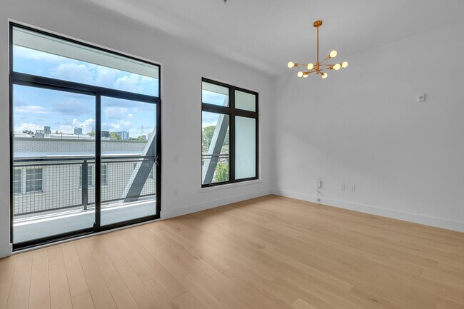 Building Photo - 567 Ponce De Leon Ave NE