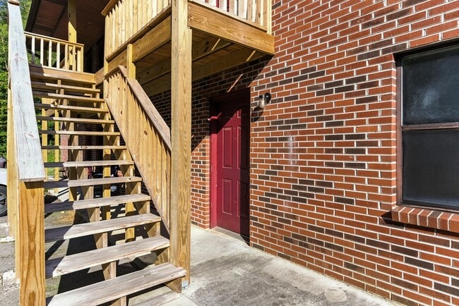 Building Photo - 12827 Chapman Hwy