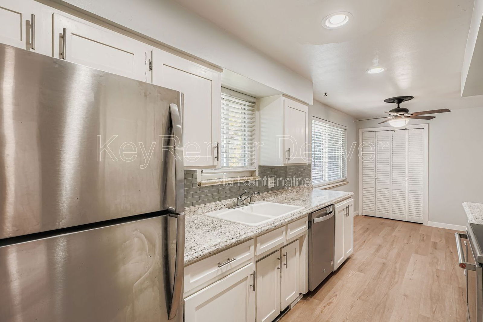 Building Photo - 10503 W 62nd Pl