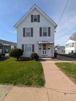 Building Photo - 386 Lighthouse Rd