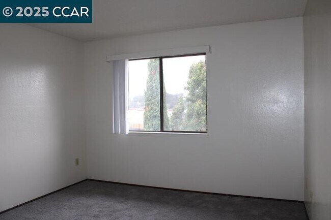 Building Photo - 3430 San Pablo Dam Rd