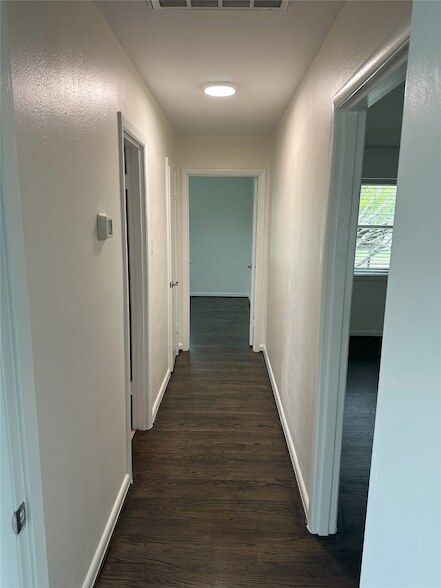 Building Photo - 1771 Mariposa Dr