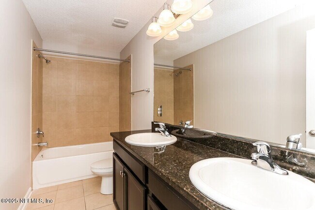 Building Photo - 497 Deercroft Ln