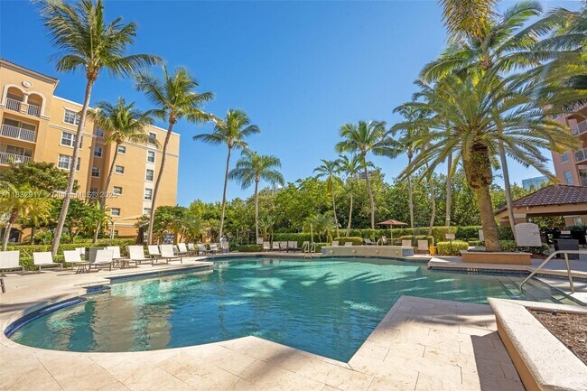 Building Photo - 19901 E Country Club Dr