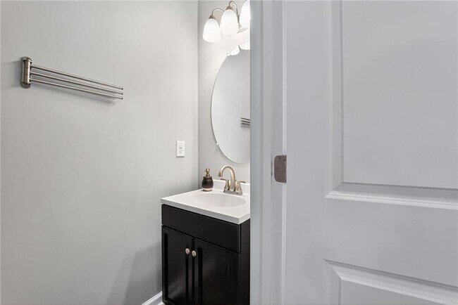 Building Photo - 3369 Hidden Stream Ct