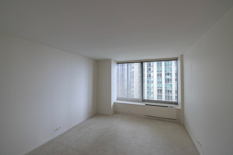 Building Photo - 155 N Harbor Dr