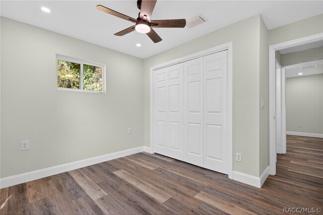 Building Photo - 618 Spruce St