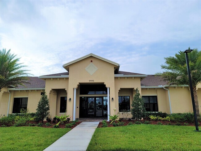 Building Photo - 10004 W Villa Cir