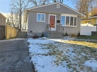 Building Photo - 96 Edgeworth Ave