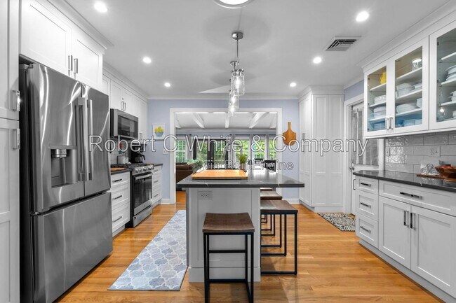 Building Photo - 24 Topstone Dr